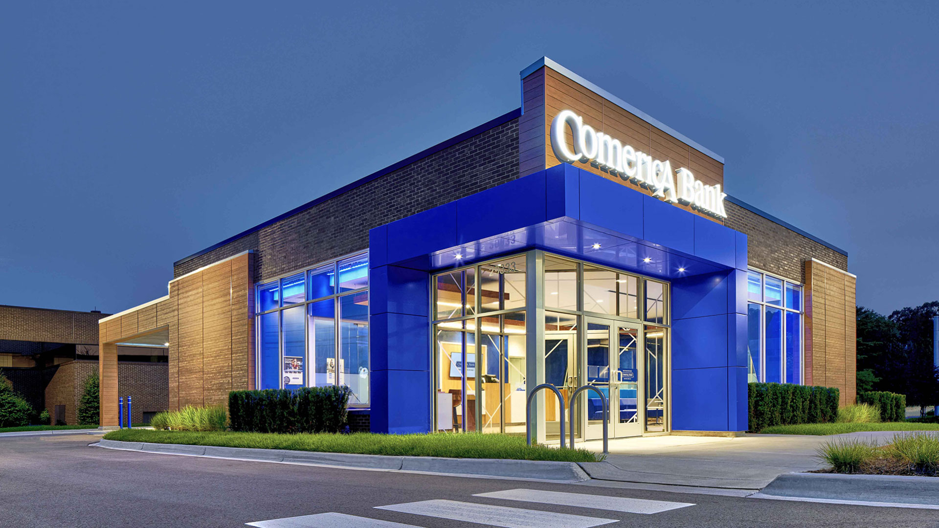 Comerica bank location at night